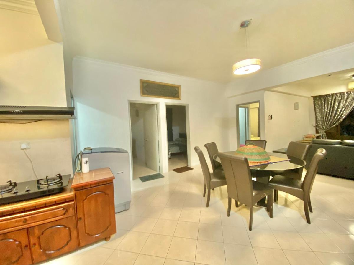 Apartamento Marina Cove, Lumut Exterior foto